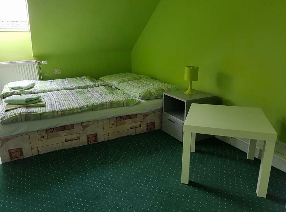 Penzión KORMOŠ Štúrovo Exterior foto